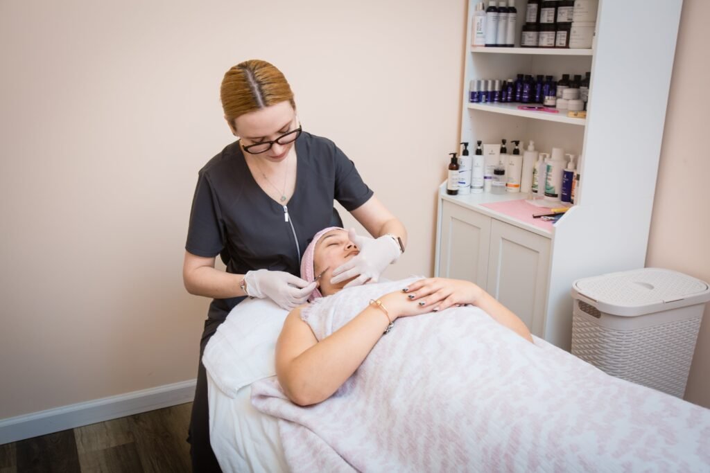 royalskin3DERMAPLANING-Facial-min-1024×683